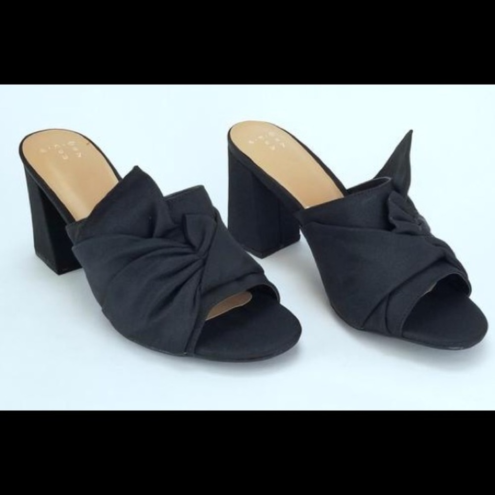 A New Day Bow Mule Heel Pumps